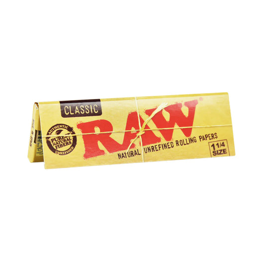 RAW Classic Rolling Papers 1 1/4